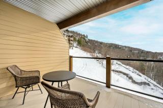 Horizon Tremblant Luxury Ski in Ski out Chalet - 1