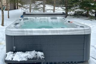 Private Hot Tub Charming Poconos Cabin! - 7