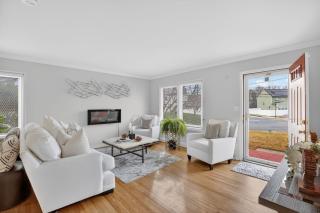 Elegant Home with Game Room Near BWI home - 9