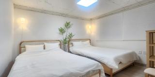 Cozy home Hapjeong Hongdae, parking available, negotiable - 9