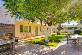 Walkable Old Town Scottsdale Condo with Pool Access - 8
