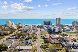 Elegant Huge Ocean View 4 King, Private Pool, Huge Yard, Enormous Game Garage, BBQ, & Rooftop Deck - Myrtle Beach - 5