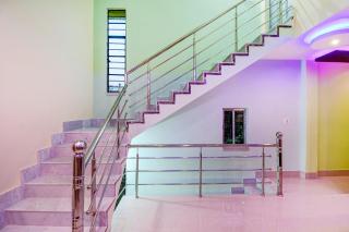 Hotel O Gypsy and Restaurant - 9