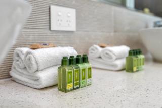 Belle Escapes Castaways - 7