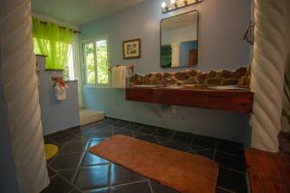 The SeaDog Inn-Oceanfront Villa - 9