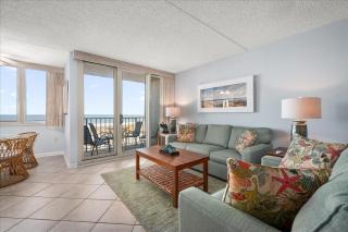Oceanfront Quay Unit with Outdoor & Indoor Pool - 0