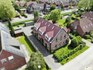 Holiday home in Greetsiel with barbecue - 9