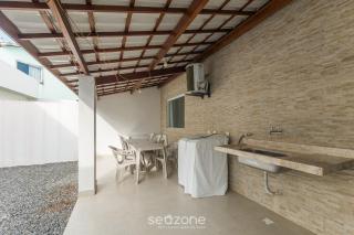 Casa c/ Piscina y 6 Dormitorios PJE0001 - 2