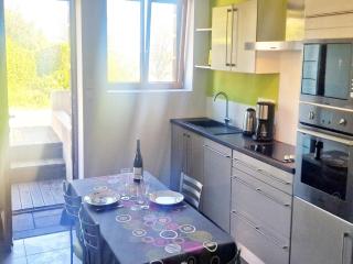 Cottage in Plougasnou near Stunning Beaches - 1