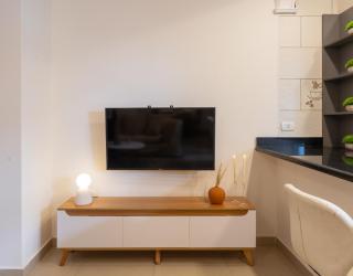 Central Japandi Style One-Bedroom Apartment in Zamalek - 5
