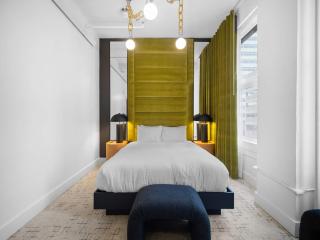 Symons Block Suite 6 - 9