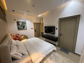 The Luna Apartment - 9