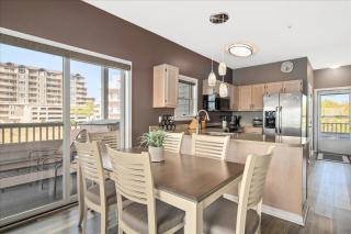 Direct Bayfront Beautiful 2 Bedroom Condo - 4