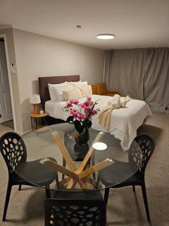 Guest suite Sleeps 4 - 6