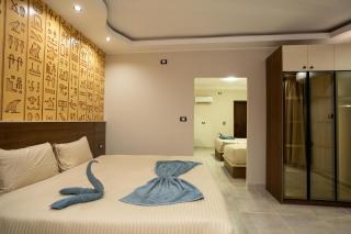 pyra pyramids view inn - 4