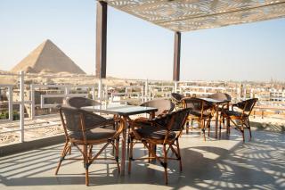 pyra pyramids view inn - 1