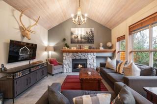 Arrowhead Point 2 by Outpost Whistler - 0