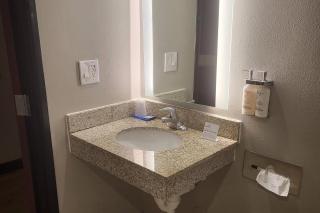 Comfort Inn & Suites Miami - Route 66 - 7