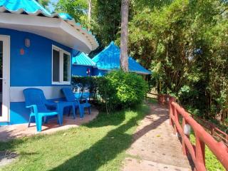 Koh Mak Buri Hut Natural Resort - 8