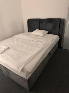 Lindas Apartment - 2