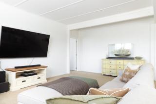 Hosts on the Coast The Whitianga Loft - 6