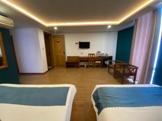 New Merry Hotel And Spa - 7