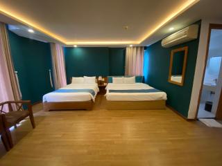 New Merry Hotel And Spa - 3