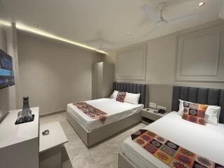 Hotel Golden Hills - 7