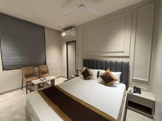 Hotel Golden Hills - 5