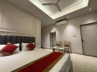 Hotel Golden Hills - 3