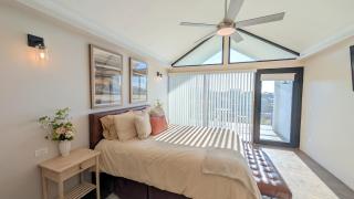 Chic Luxury Cabin - 7