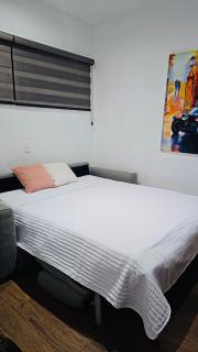 Stylish Stay with Stunning Views - Escalon - 2