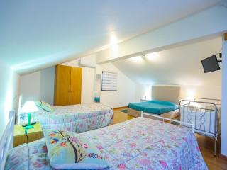 Carcavelos Villa with Pool - 6