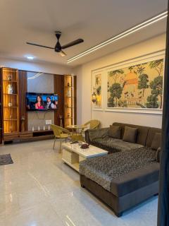 Vaidehi Vibe's by Vikas - 4