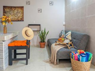 Family Escape l Sleeps 8 l 500m beach l AC l Kitchen l Wifi l Value Stay 1A2A - 8