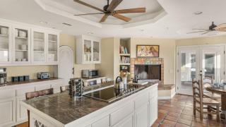 Two Estates w Pools Hot Tubs Game Rooms Valley Views Tennis Court Near Beaches Wineries - 1