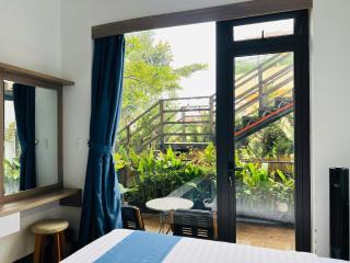 Nắng's Villa & Coffee - 2