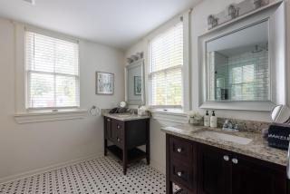 Historic Victorian 2 Mins from the Pearl District - 9