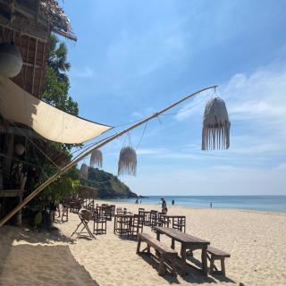 lanta white sand beach guesthouse - 0