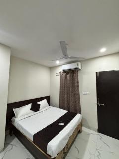 Hotel Regal Park - 1