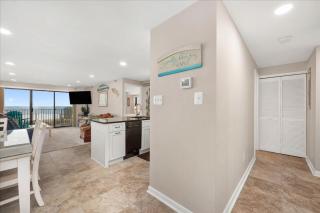 Gorgeous 3 Bedroom Ocean Front Condo in Sandy Square! - 2