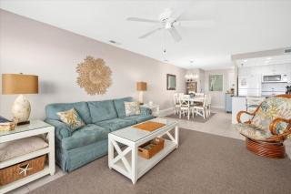Beautiful 3 Bedroom Ocean Front Condo! - 4