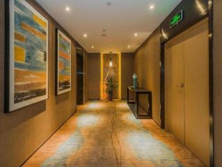 Qingdao Elegance Hotel - 6