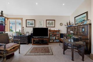 Bespoke Stays - Elegant Villa Retreat - 5