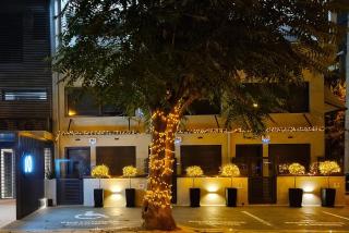 10 Apartments & Suites Athens - 1