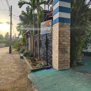 Hotel UK Pasikuda - 0