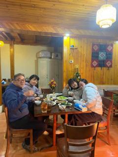 Sen Sapa Retreat & Tours - 1