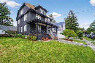 14 Guest, 9 Bed, Family Getaway- 30 min from NYC - 0