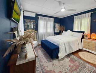 Lady Katherine Coastal Cottage with Pool - 5