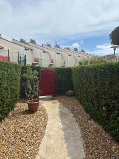 La Grande Motte Appart 4 pers RDJ piscine - 2